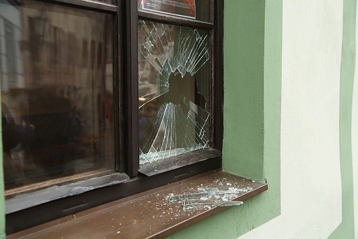 A2B Glass are able to board up broken windows while they are being repaired in Hart.